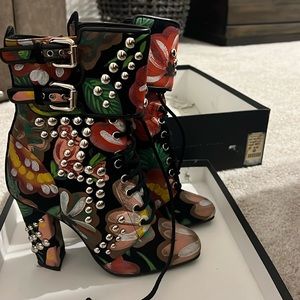 Giuseppe Ankle Boots with studs